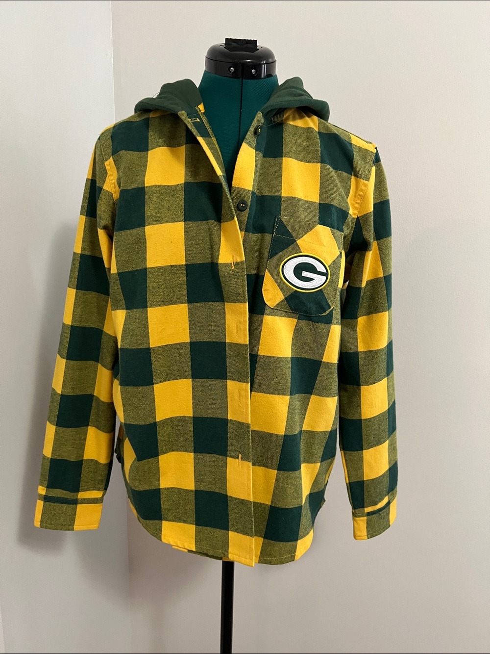NFL women’s Green & Yellow Plaid Hooded Flannel Shirt with Logo Patch